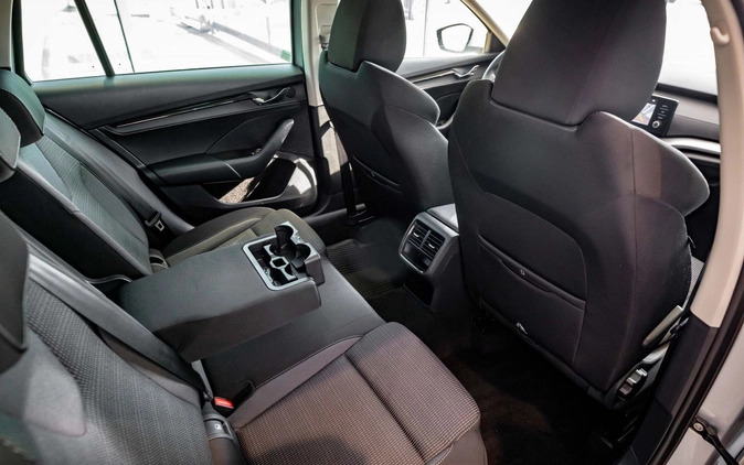 Skoda Octavia cena 89900 przebieg: 71810, rok produkcji 2021 z Łódź małe 781